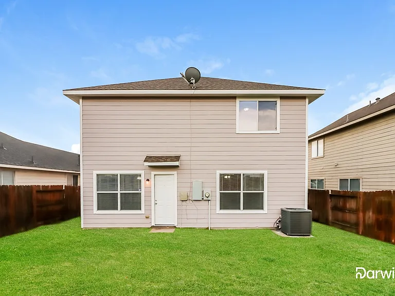 21910 Octavia Way — Photo 15