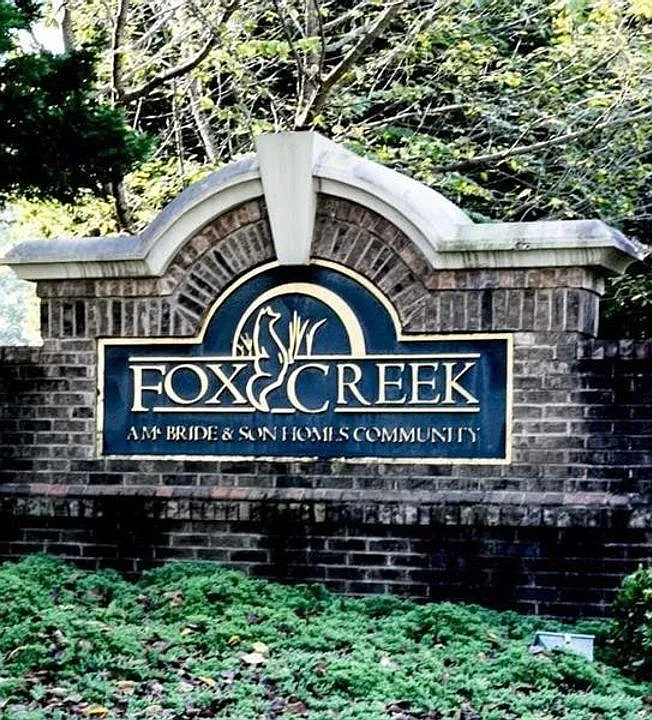 266 Fox Creek Boulevard — Photo 2