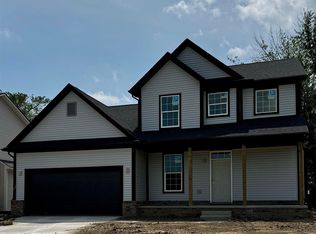 26314 Pine Gate Ave, Chesterfield, MI 48051