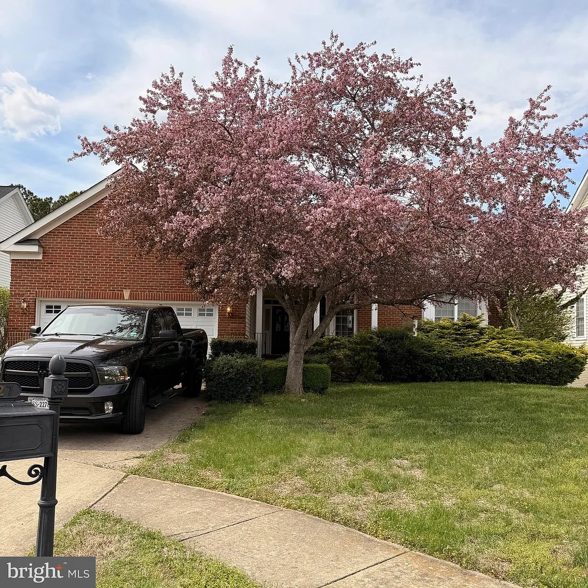5327 W Philippi Pl photo 1