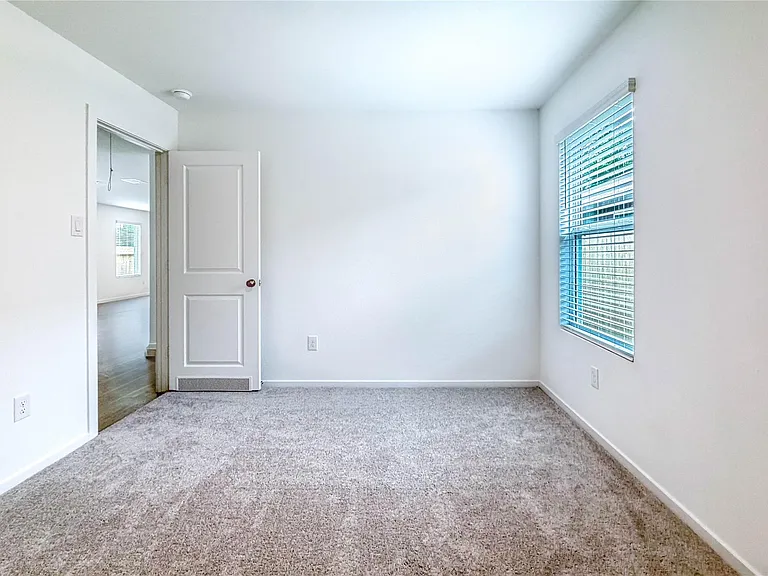 21327 Patton Hills Ln — Photo 34