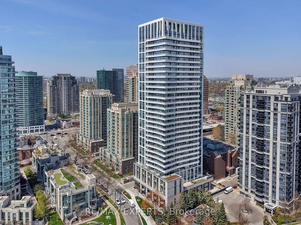 36 Olive Ave, Toronto, ON