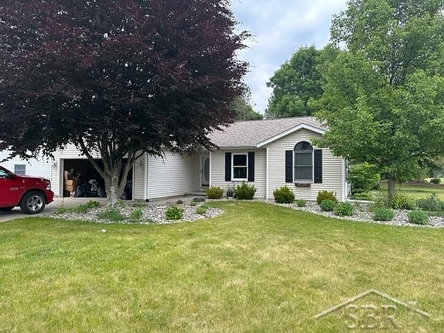 1st image of 1350 Angela Dr W