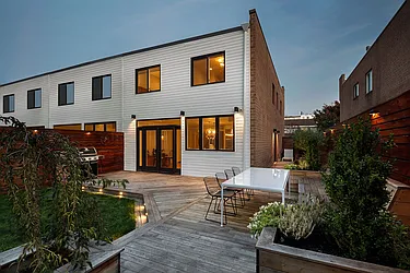 123 George Street in Bushwick