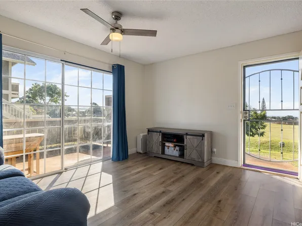 94-1394 Kulewa Loop #41D, Waipahu, HI 96797