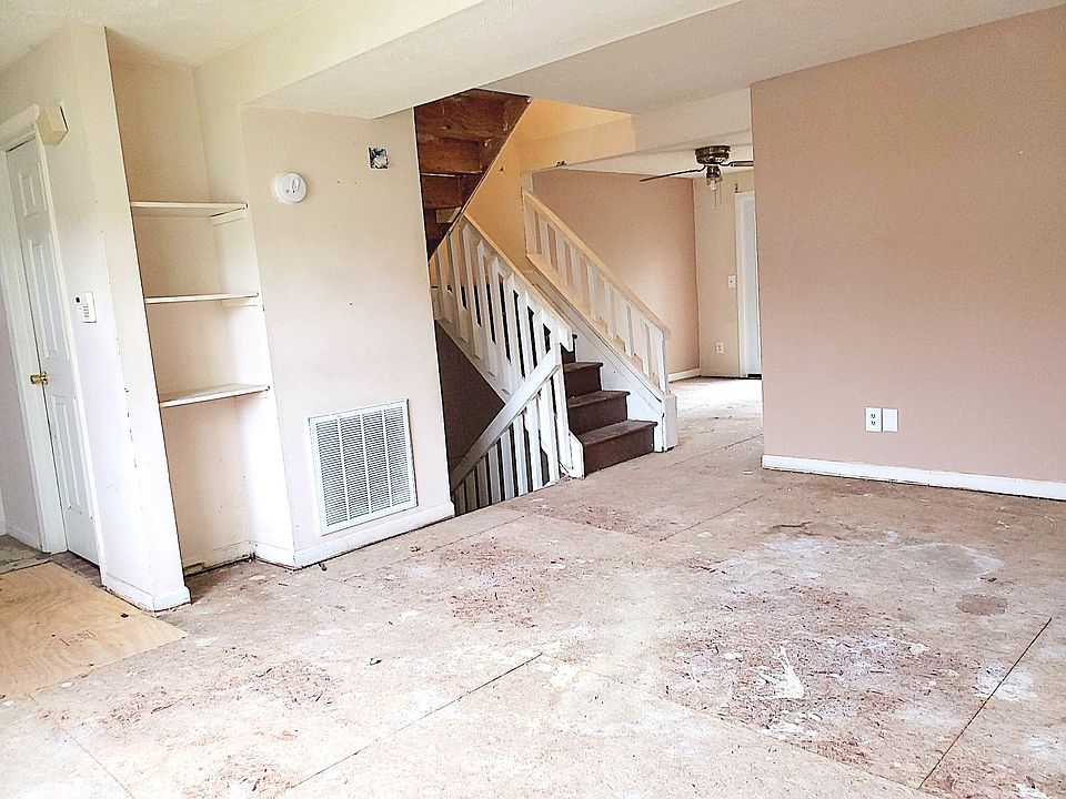 2nd image of 3540 Seneca Forest Dr