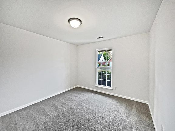 4th image of 505 Yellowstone Ct