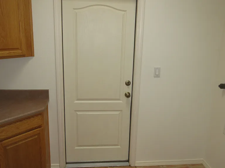 Laundry Room/Garage Entry