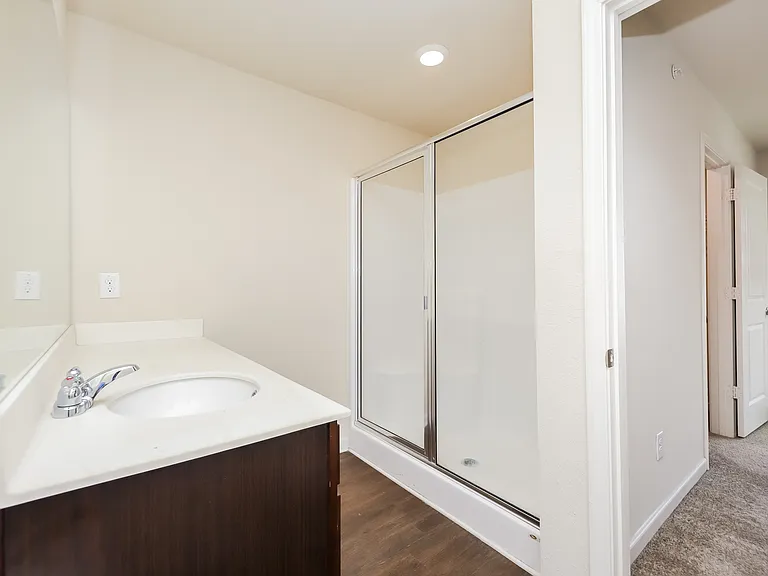 304 Highwood Ln — Photo 10