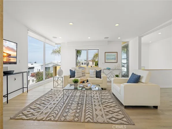 702 10th St, Hermosa Beach, CA 90254