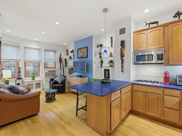 360 W 21st St APT 4E, Manhattan, NY 10011