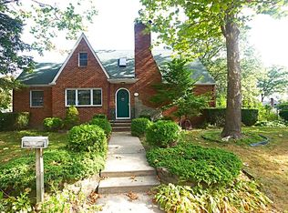 10 Edna St, East Brunswick, NJ 08816