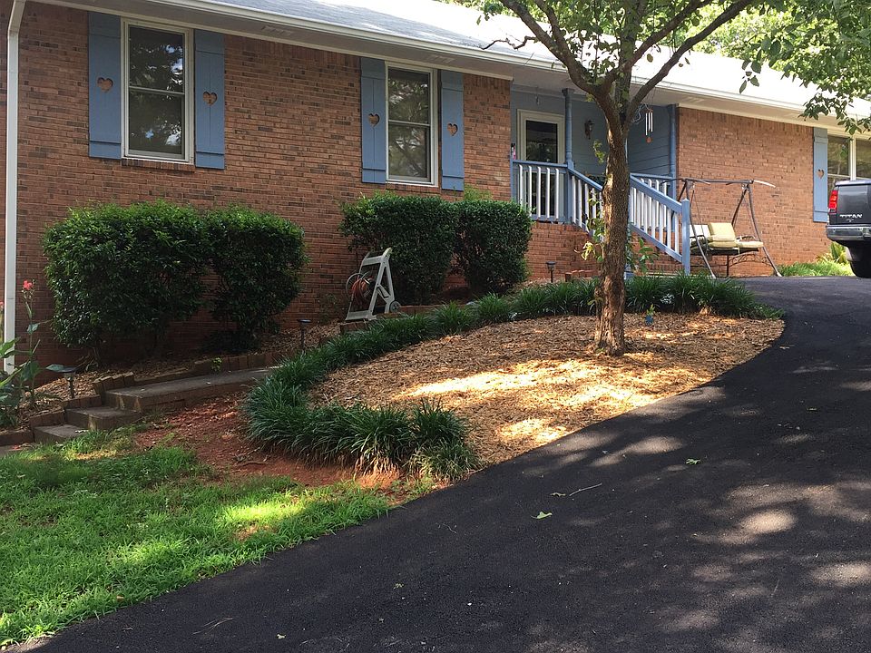 1st image of 1788 Brandy Woods Dr SE