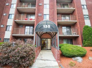 135 Franklin St APT 103, Stoneham, MA 02180