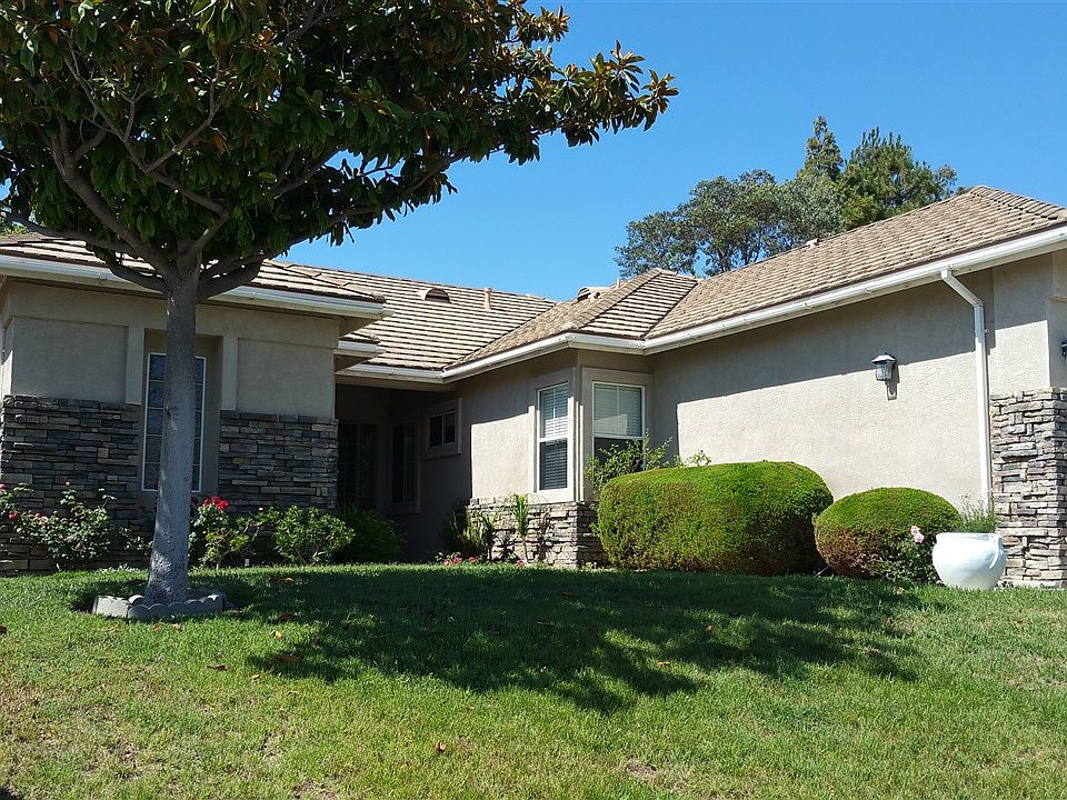 1st image of 945 Paseo La Cresta