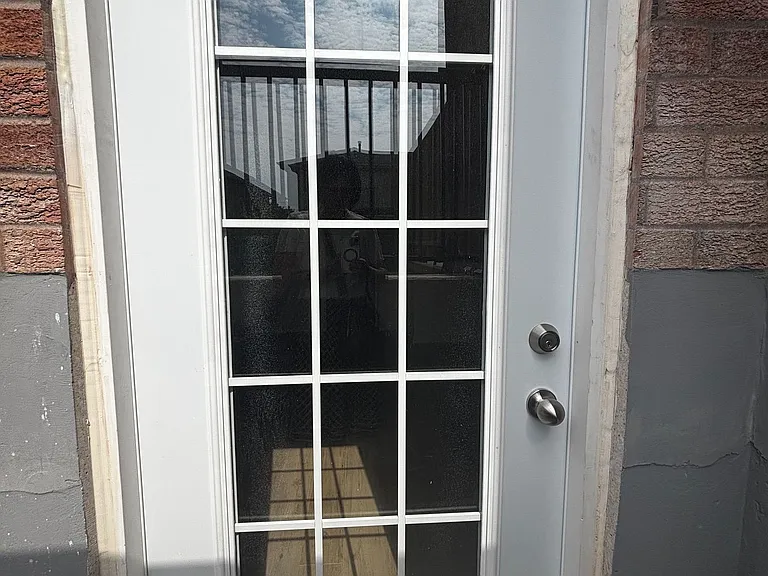 1220 Grandview Dr #BASEMENT — Photo 4