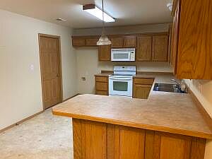 4th image of 112 Willow Oak Dr