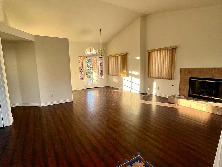 1797 Larkhaven Gln — Photo 5