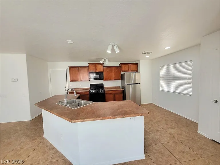 9090 Tolford Ave — Photo 6