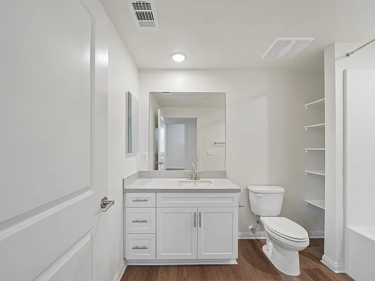 Gallery Park Apartments — Photo 42
