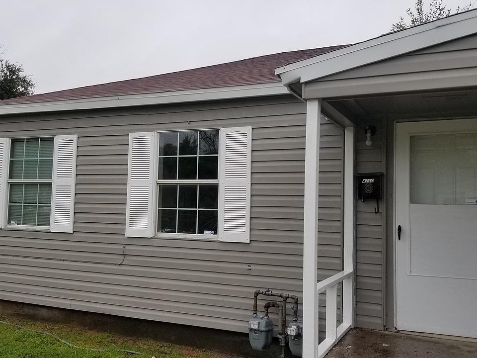 1st image of 4110 Fox Dr