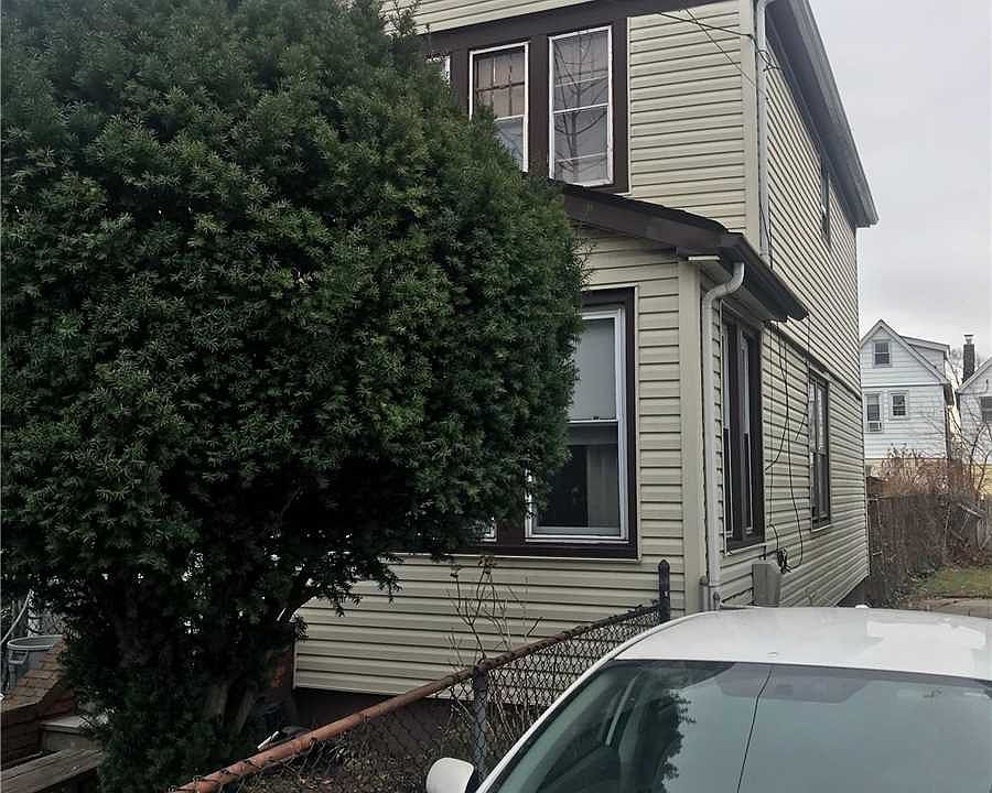 2nd image of 15036 116th Ave