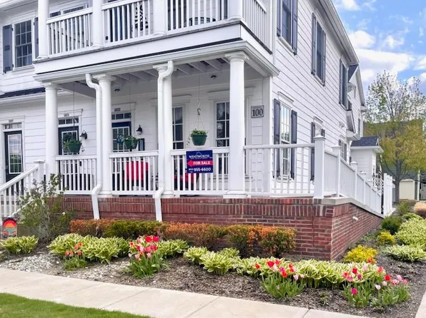50223 Monroe St, Canton, MI 48188