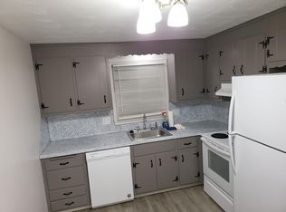 124 Peck Ln #B, Bristol, CT 06010