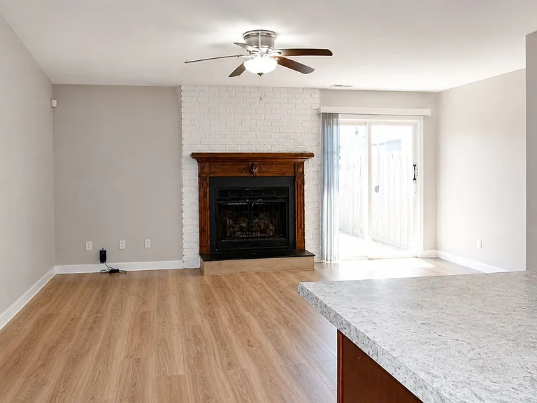 616 Aubrey Dr — Photo 7