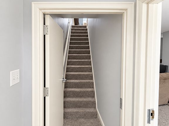 4th image of 5615 Upland Way APT 3