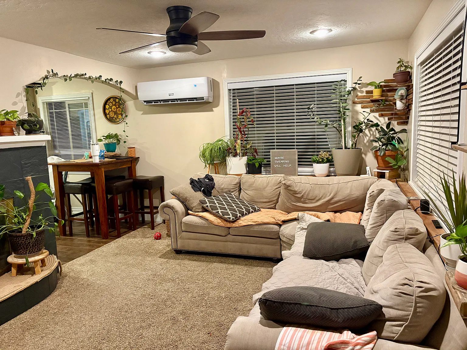 3 bed, 1285 sqft, $1,950 — Photo 3