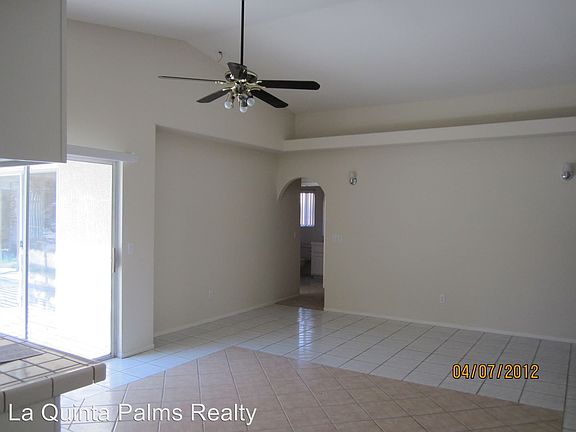 3rd image of 53625 Eisenhower Dr