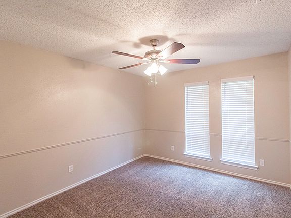 5th image of 2104 Glen Forest Ln