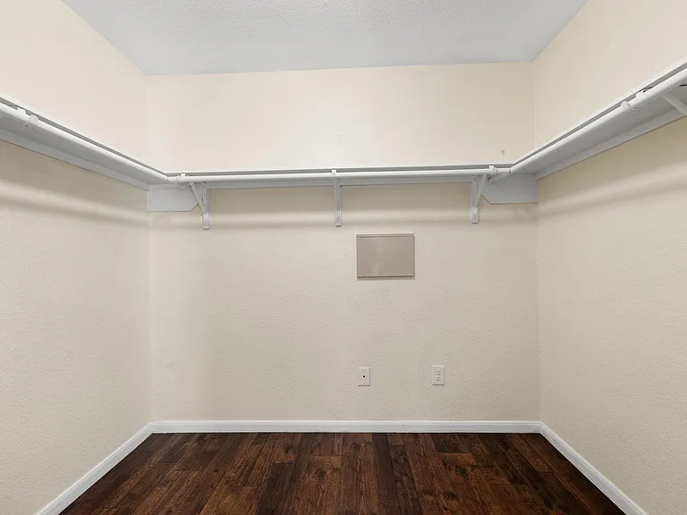 15906 Arapaho Bend Ln — Photo 15