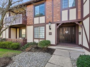 13H Kensington Rd, Chatham, NJ 07928