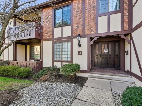 13H Kensington Rd, Chatham Twp., NJ 07928