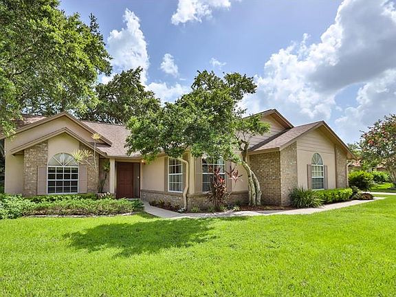 2nd image of 29306 Laughridge Pl