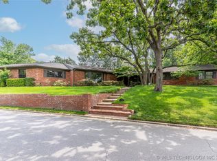 2830 E 56th Pl, Tulsa, OK 74105