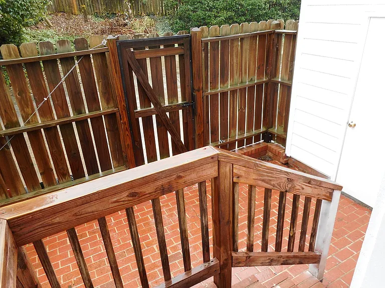 515 Spring Garden St #A — Photo 11
