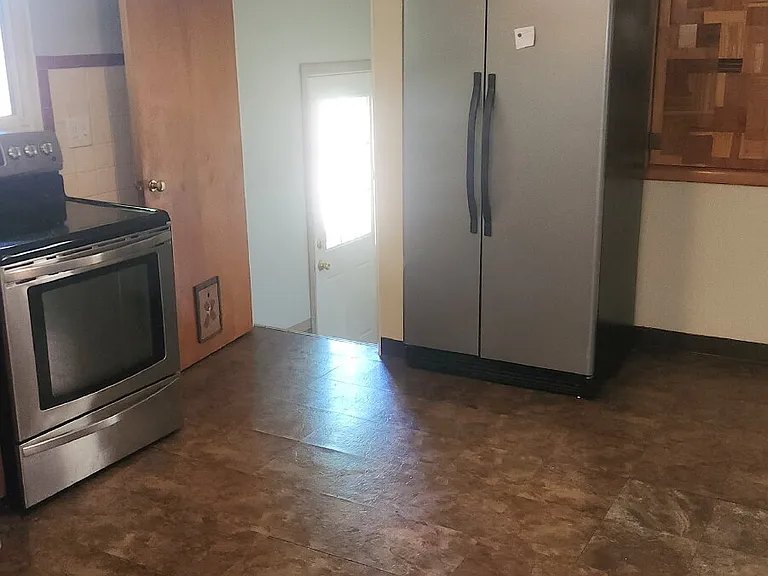 1125 Walker Ave — Photo 6