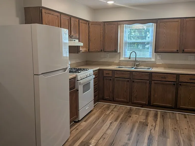 4408 Rice Rd — Photo 6