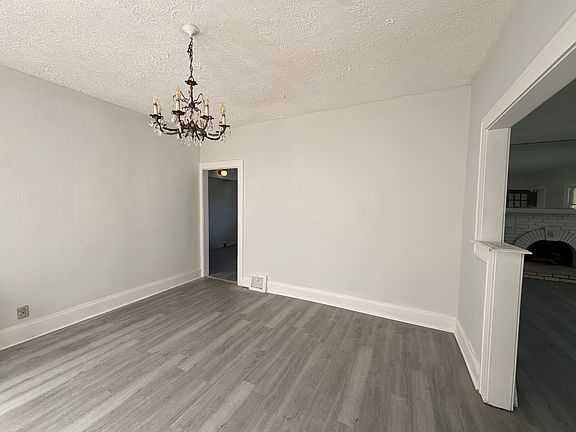 2nd image of 3602 E 146th St #1
