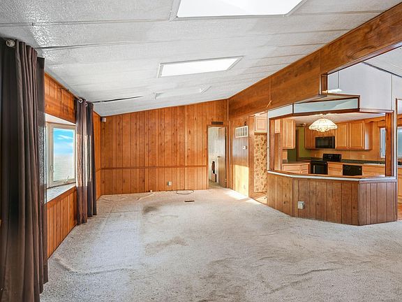 4th image of 8054 N Gale Rd