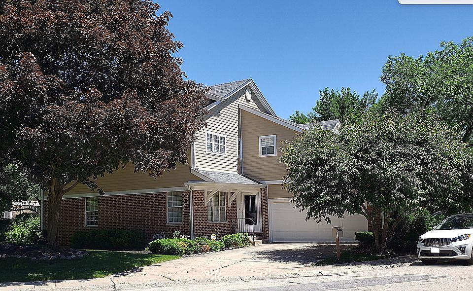 1st image of 835 Winchester Ln