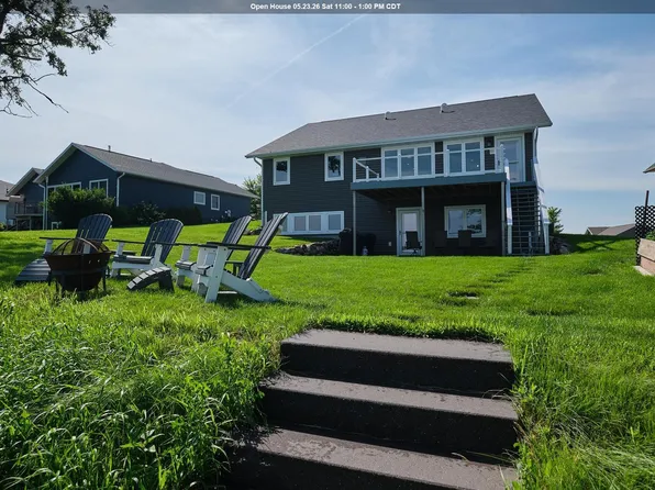 116 W Bay Rd, Lake Park, IA 51347