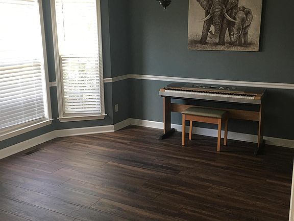 5th image of 1410 Saybrook Trl