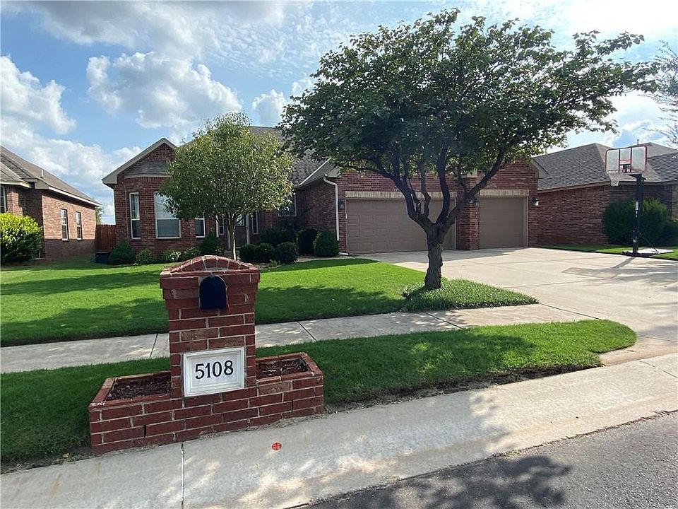 1st image of 5108 SW 126th St
