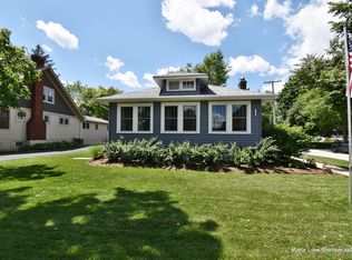 140 N Harrison St, Geneva, IL 60134