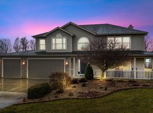 5813 Raspberry Ln, Churubusco, IN 46723