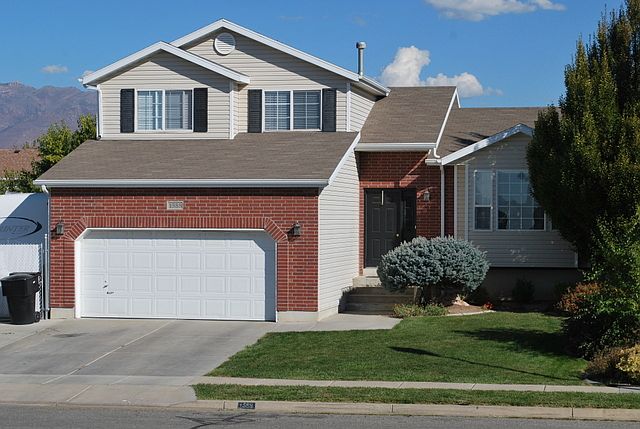 West facing with curb appeal